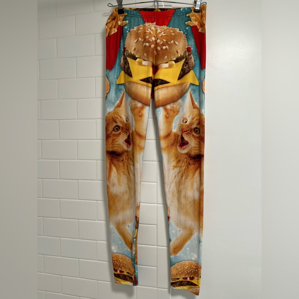 Cheezburger cats in space leggings